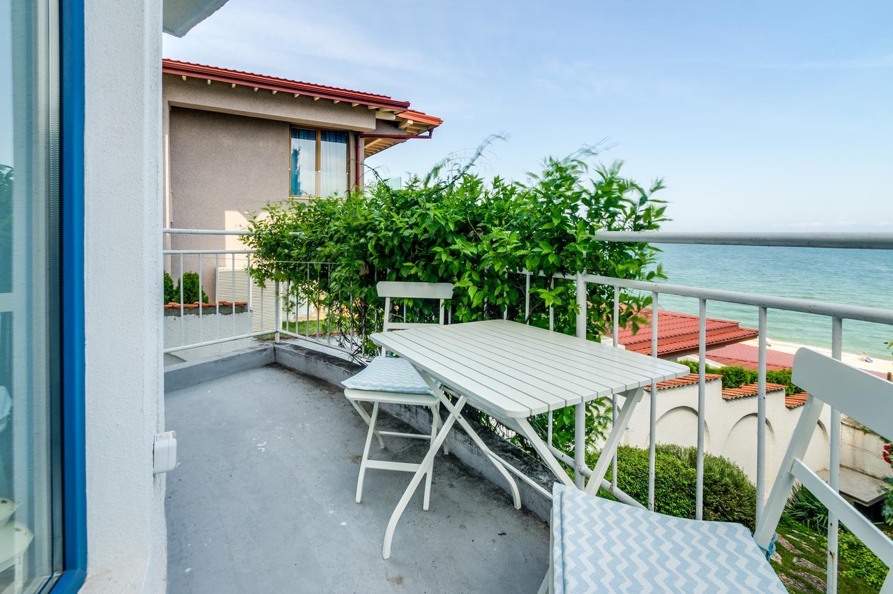 Villa White Dove Golden Sands Exteriör bild