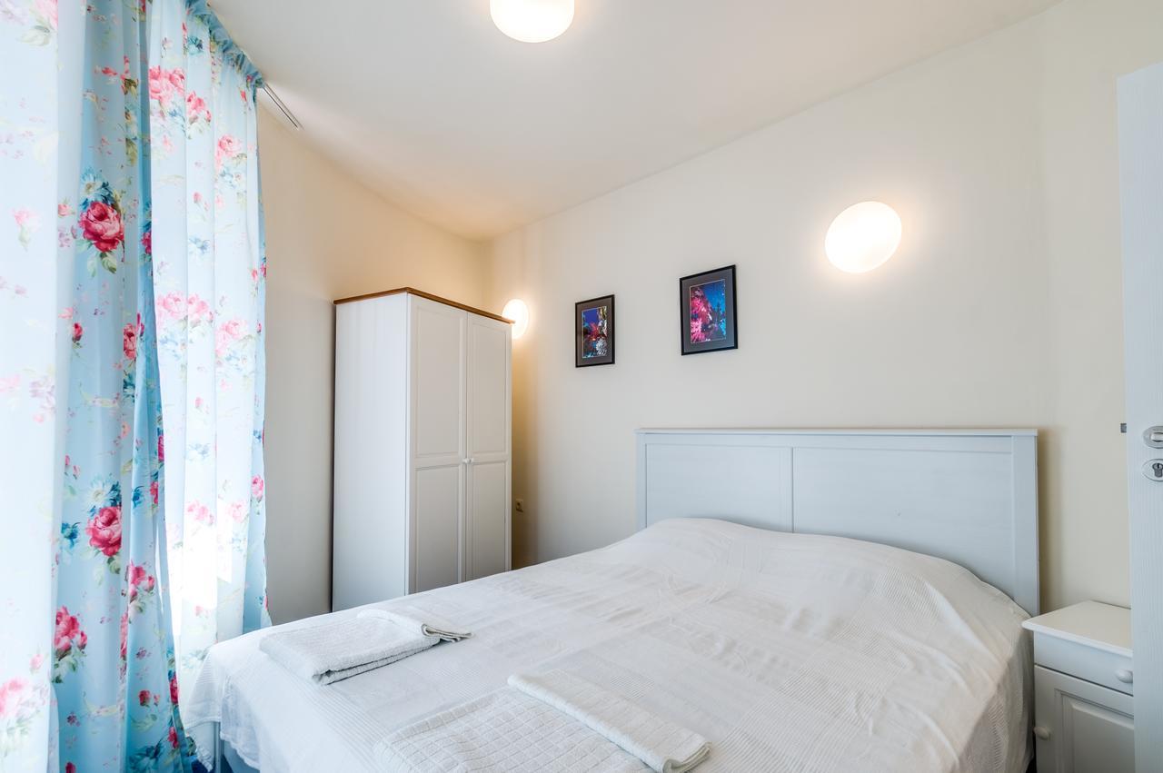 Villa White Dove Golden Sands Exteriör bild
