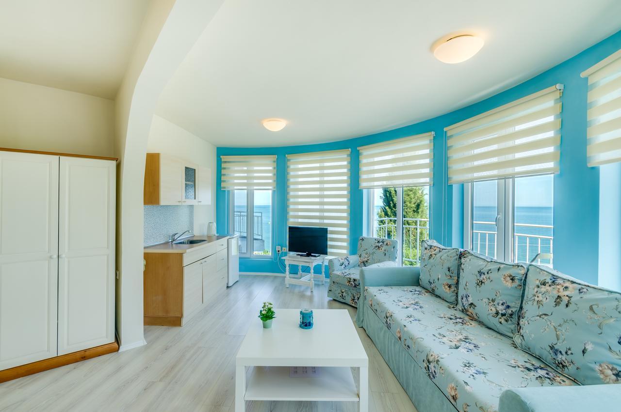 Villa White Dove Golden Sands Exteriör bild