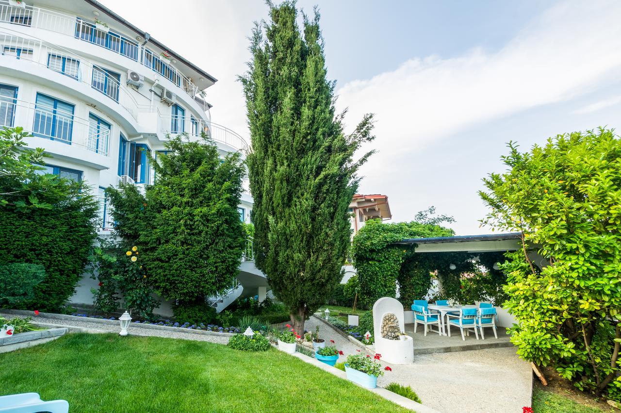 Villa White Dove Golden Sands Exteriör bild