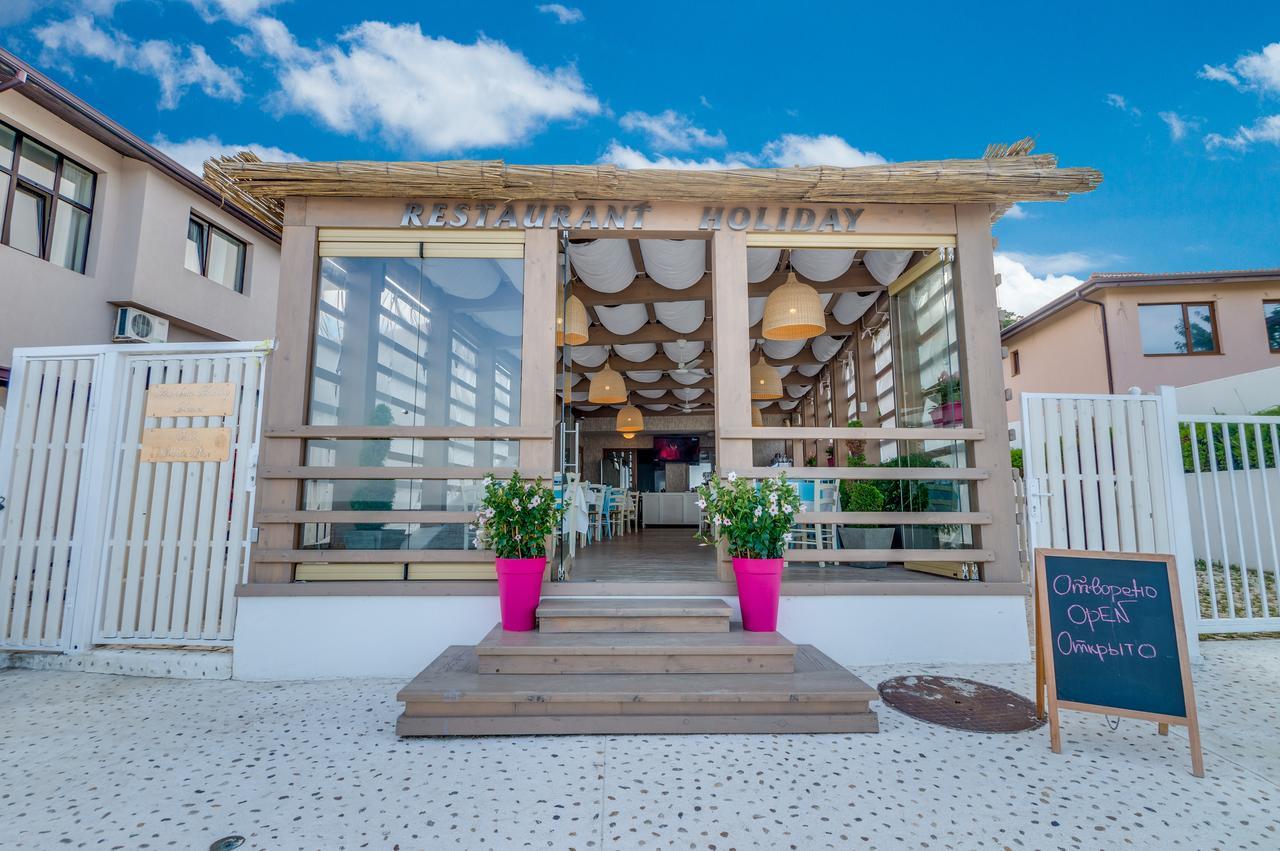 Villa White Dove Golden Sands Exteriör bild