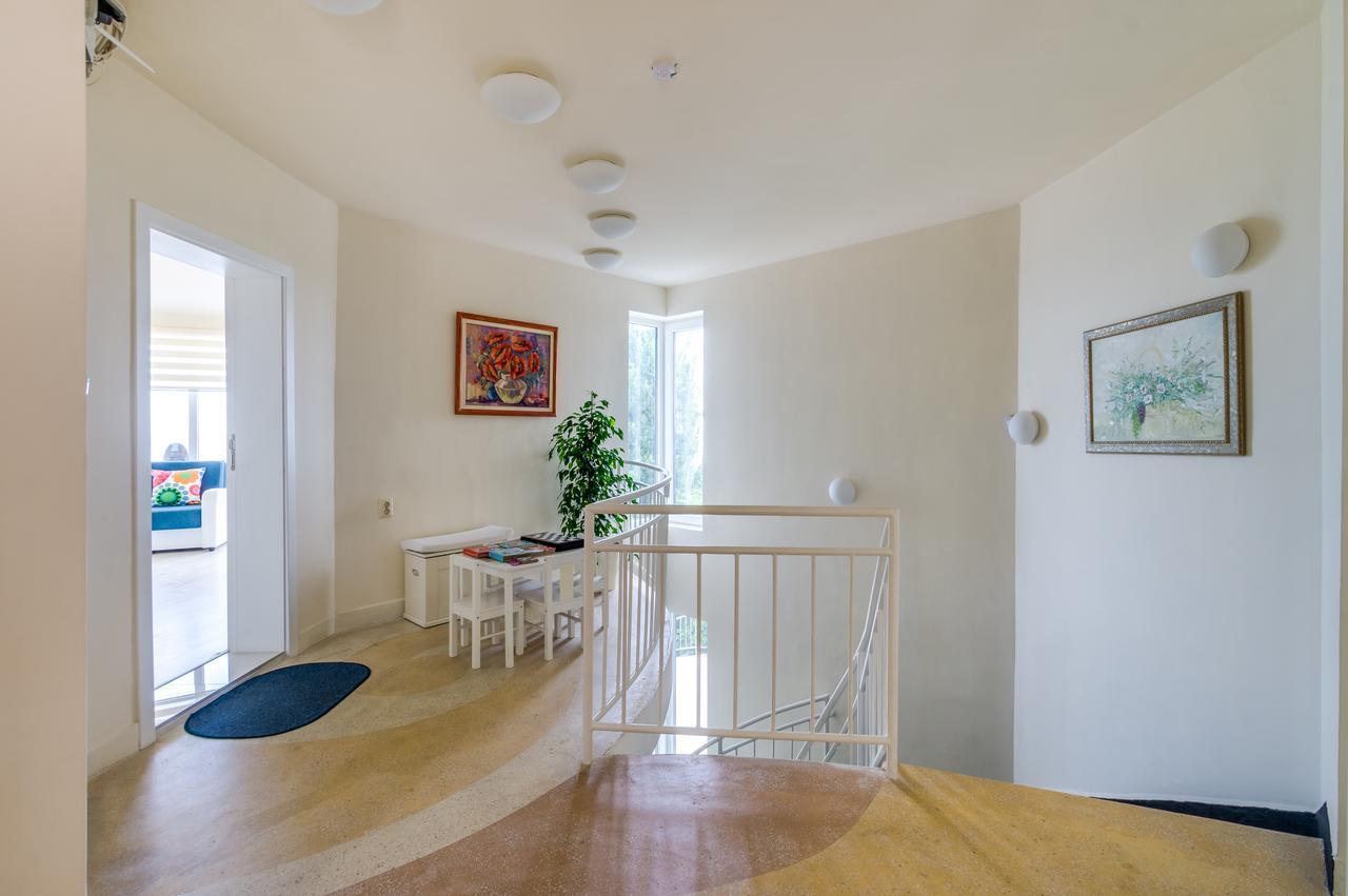Villa White Dove Golden Sands Exteriör bild