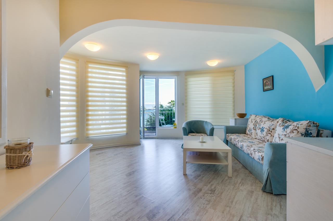 Villa White Dove Golden Sands Exteriör bild